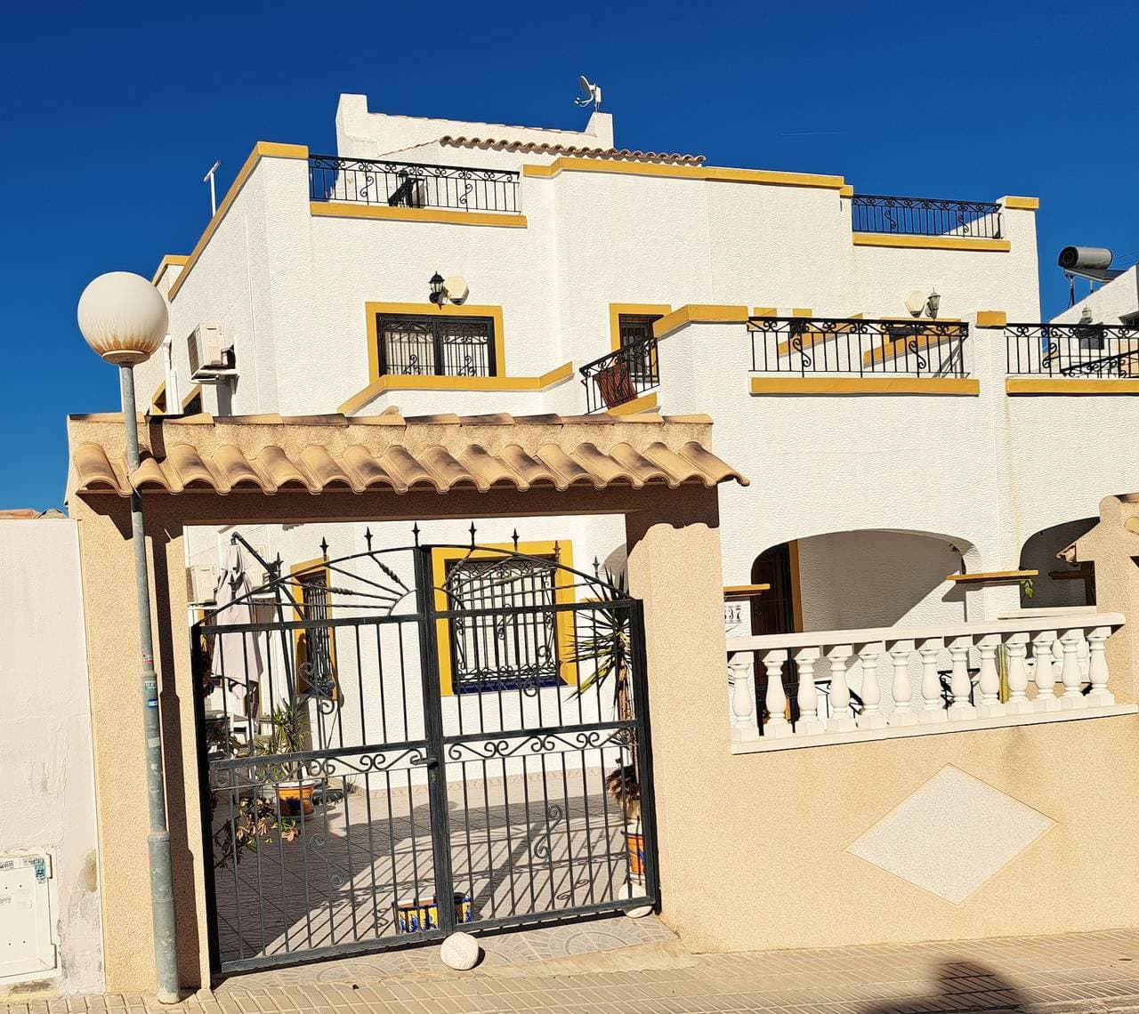 Foto 3 von 31: Villa für 5 Personen mit Garten