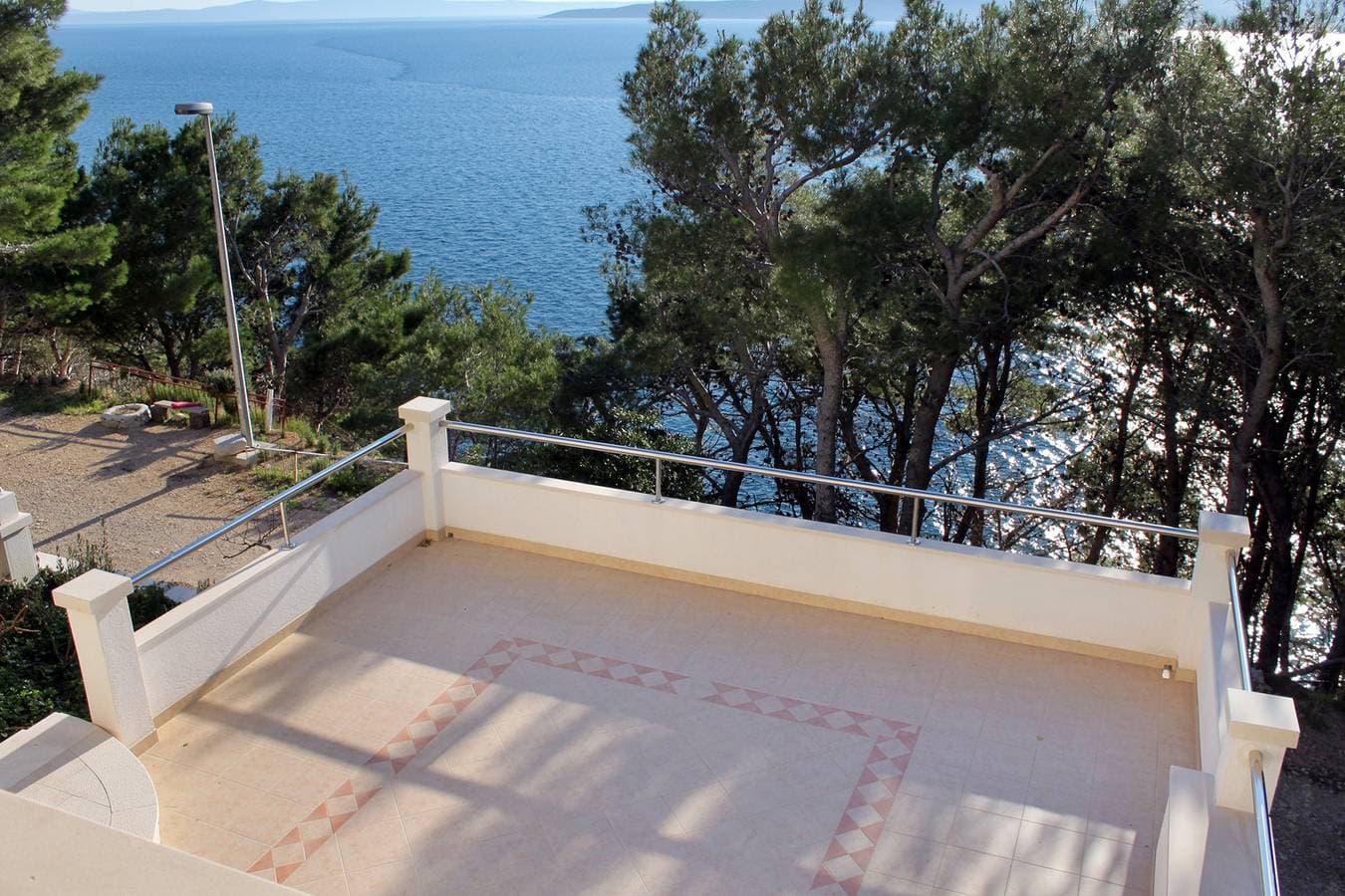 Foto 10 von 21: 1-Zimmer-Ferienwohnung mit Terrasse und Meerblick Brela, Makarska A-6006-b