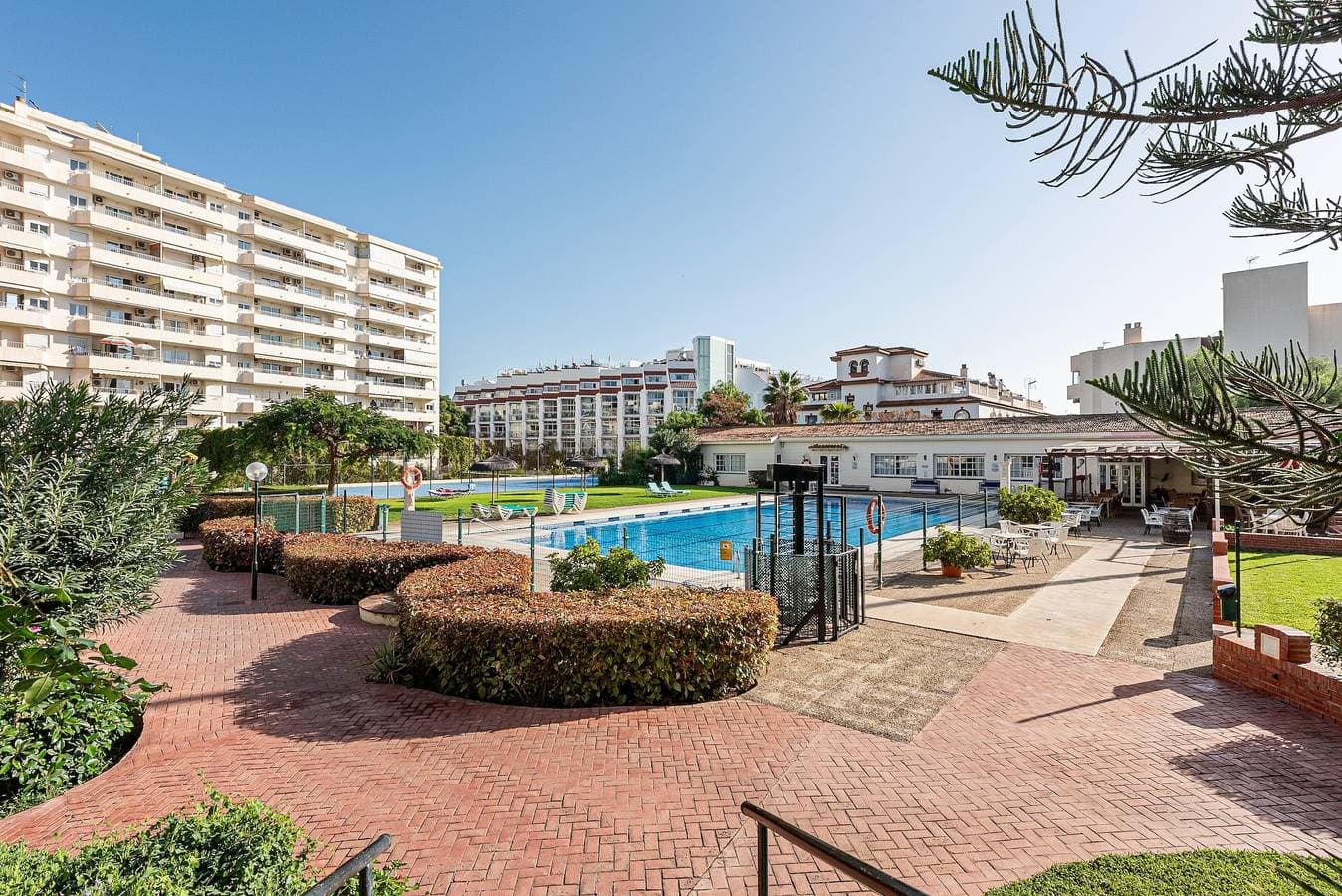Foto 13 von 30: Ferienwohnung 'Carihuela Palace Beach' mit privatem Pool, Wi-Fi und Klimaanlage