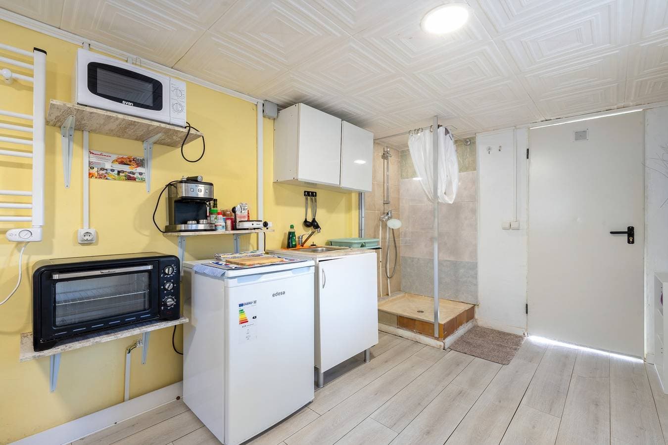 Foto 12 von 23: Studio 'Kandy 1' mit privater Terrasse, Wi-Fi und Klimaanlage