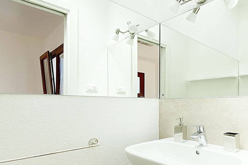 Foto 6 von 30: Beachfront villa on the first row with breathtaking sea view