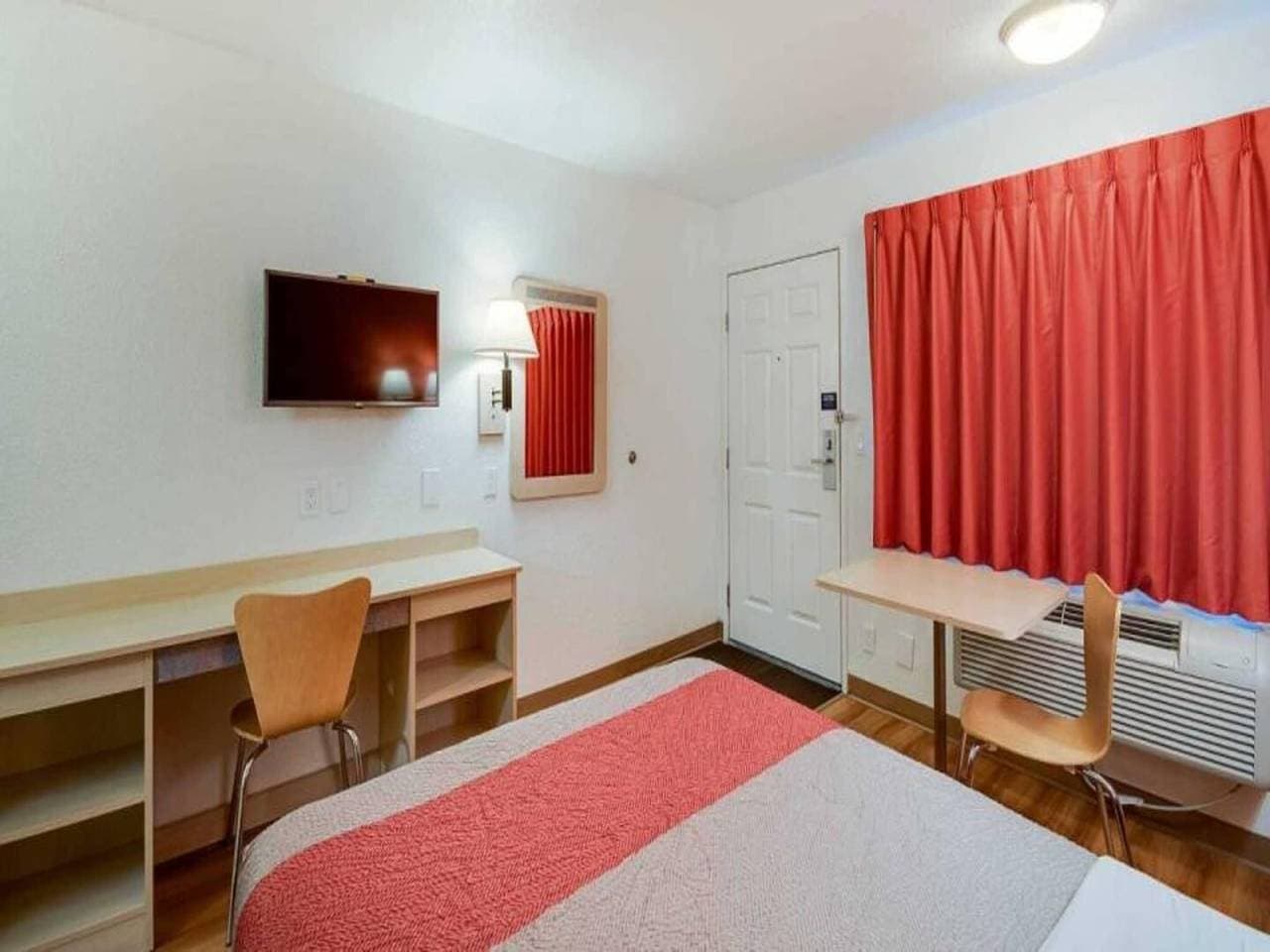 Foto 9 von 35: 1 Queen -bett -zimmer, Kostenloses Wlan