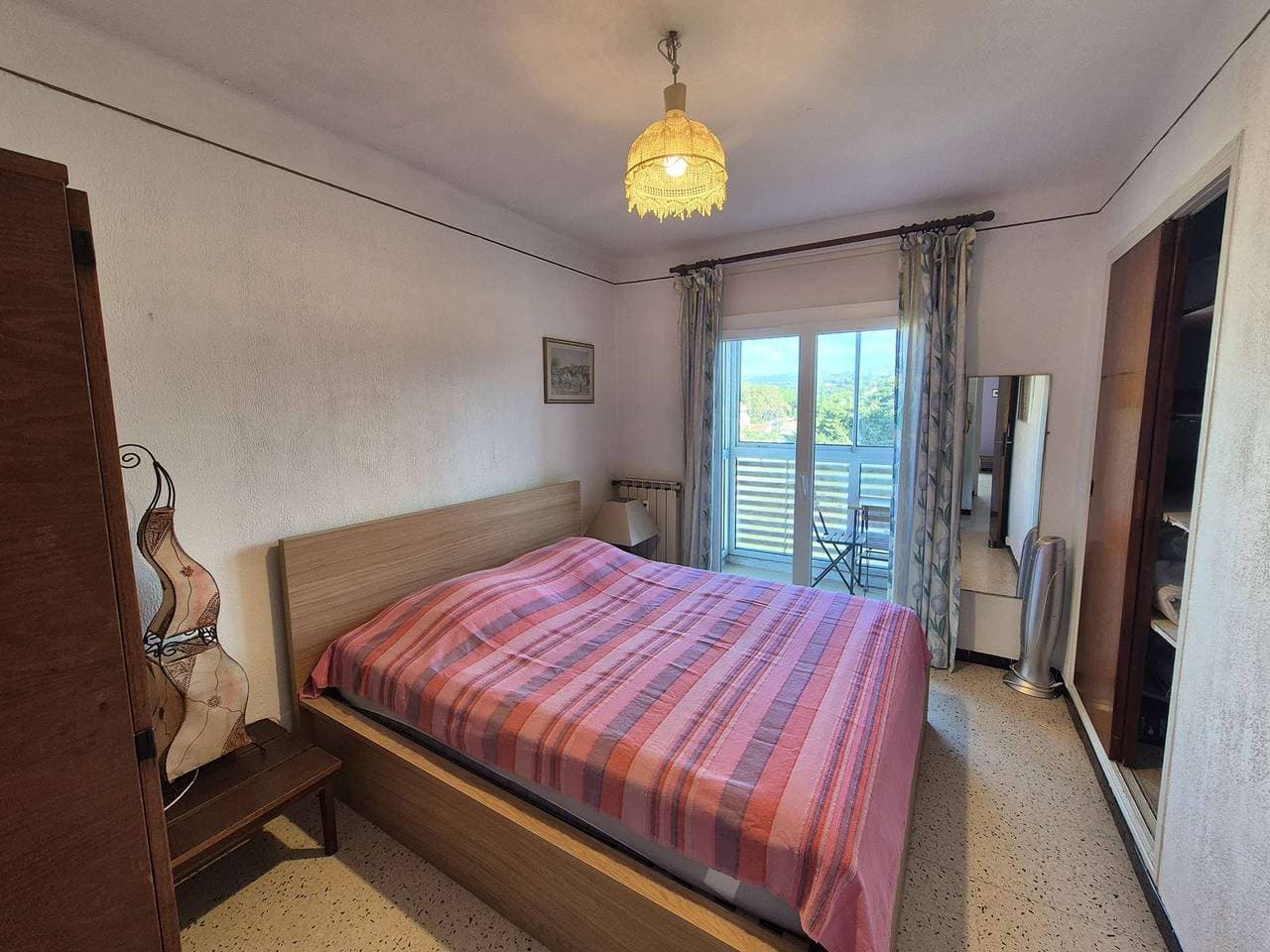 Foto 10 von 25: 200 m vom Strand entfernt, Apartment mit 2 Schlafzimmern und Terrasse mit Meerblick! Privater Parkplatz