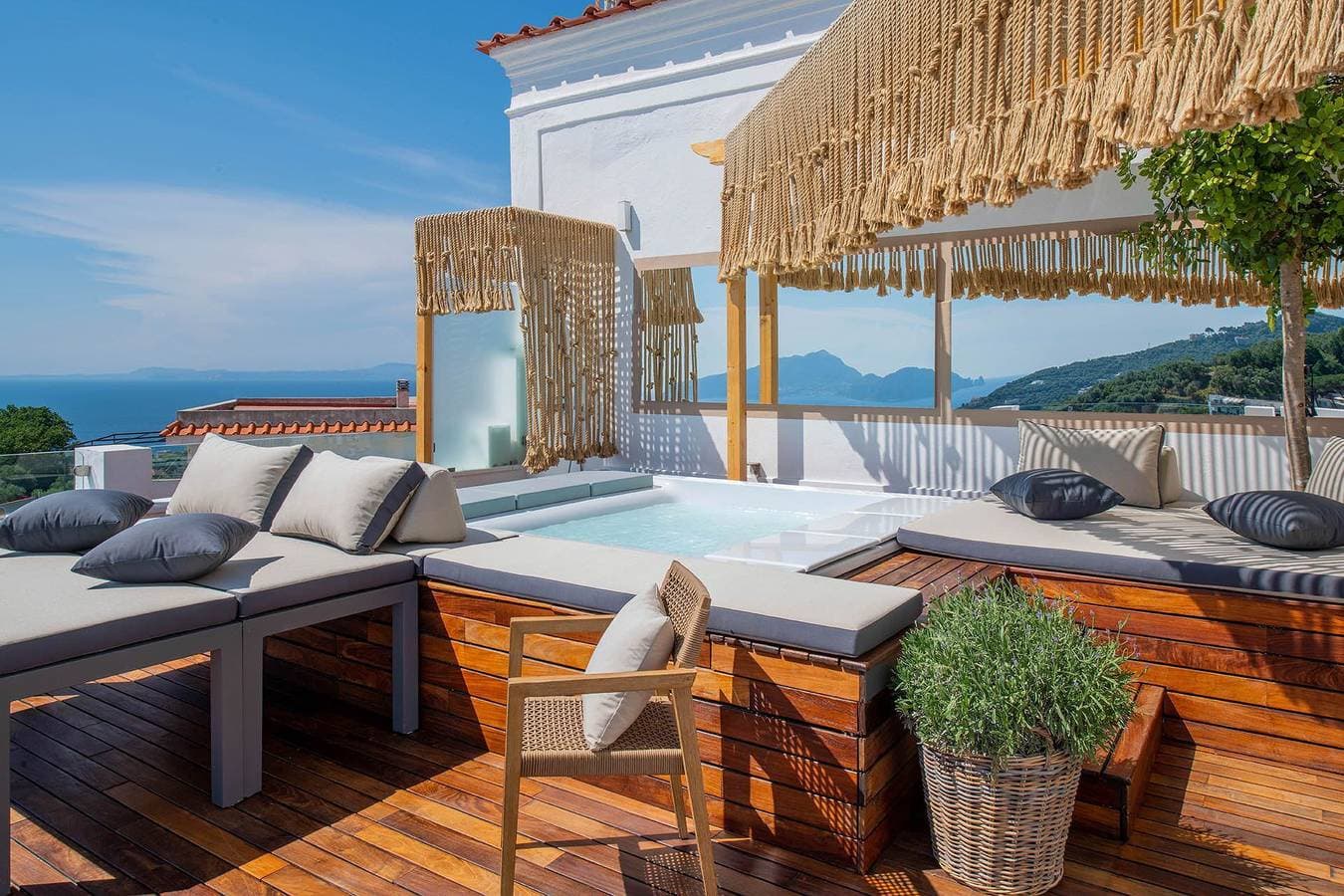 Foto 8 von 53: Villa für 5 Personen mit Terrasse