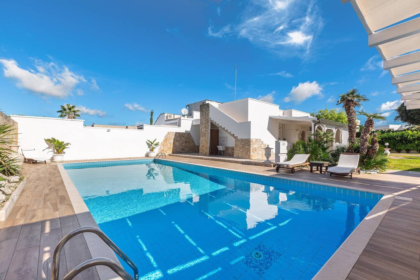 Foto 3 von 38: Villa für 6 Personen mit Pool