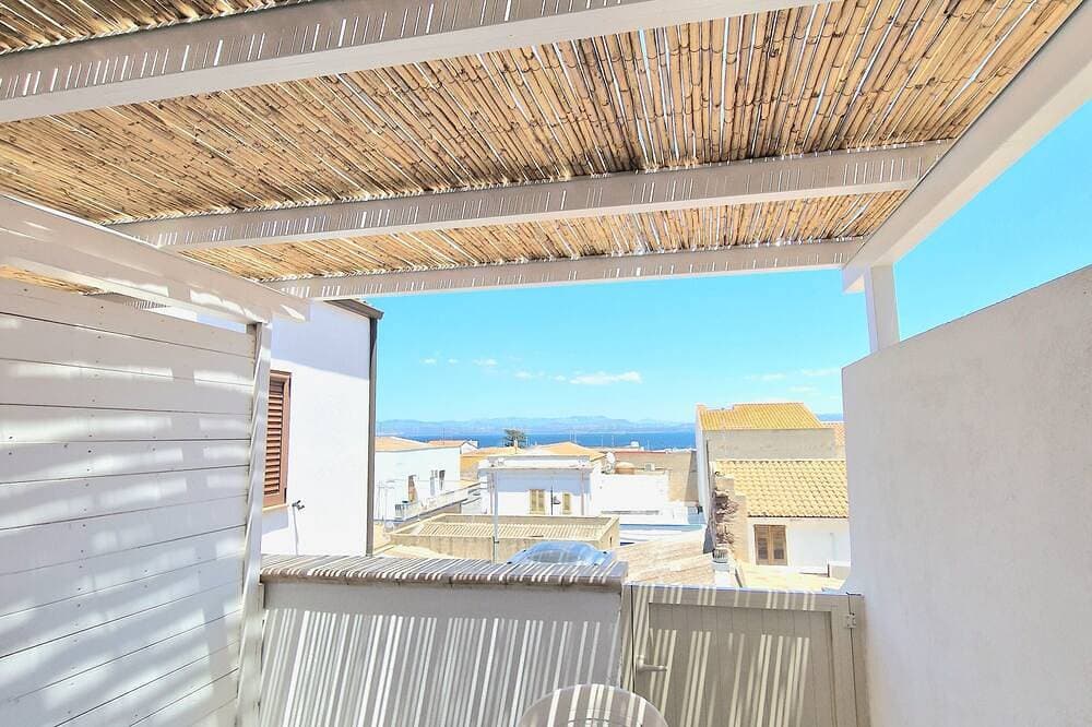 Foto 9 von 17: Bei 260 Meter vom Strand entfernt, neue Wohnung mit Veranda mit Blick auf das Meer und Dienstleistungen (Iun P7111)