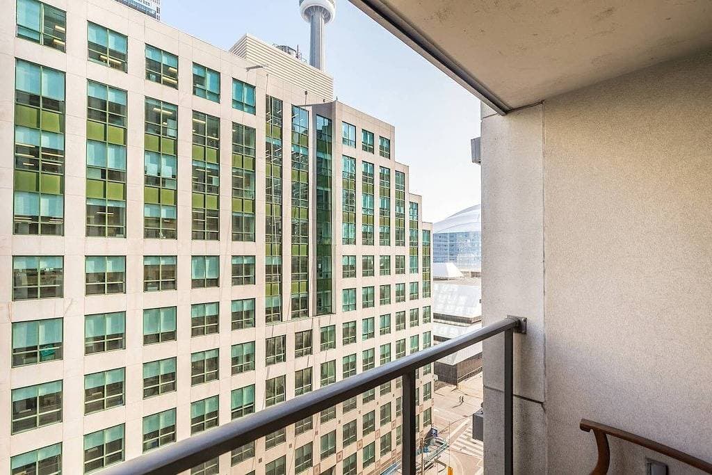 Foto 6 von 20: Sparkling Clean Large 1 Br Juwel im Herzen der Innenstadt von Toronto