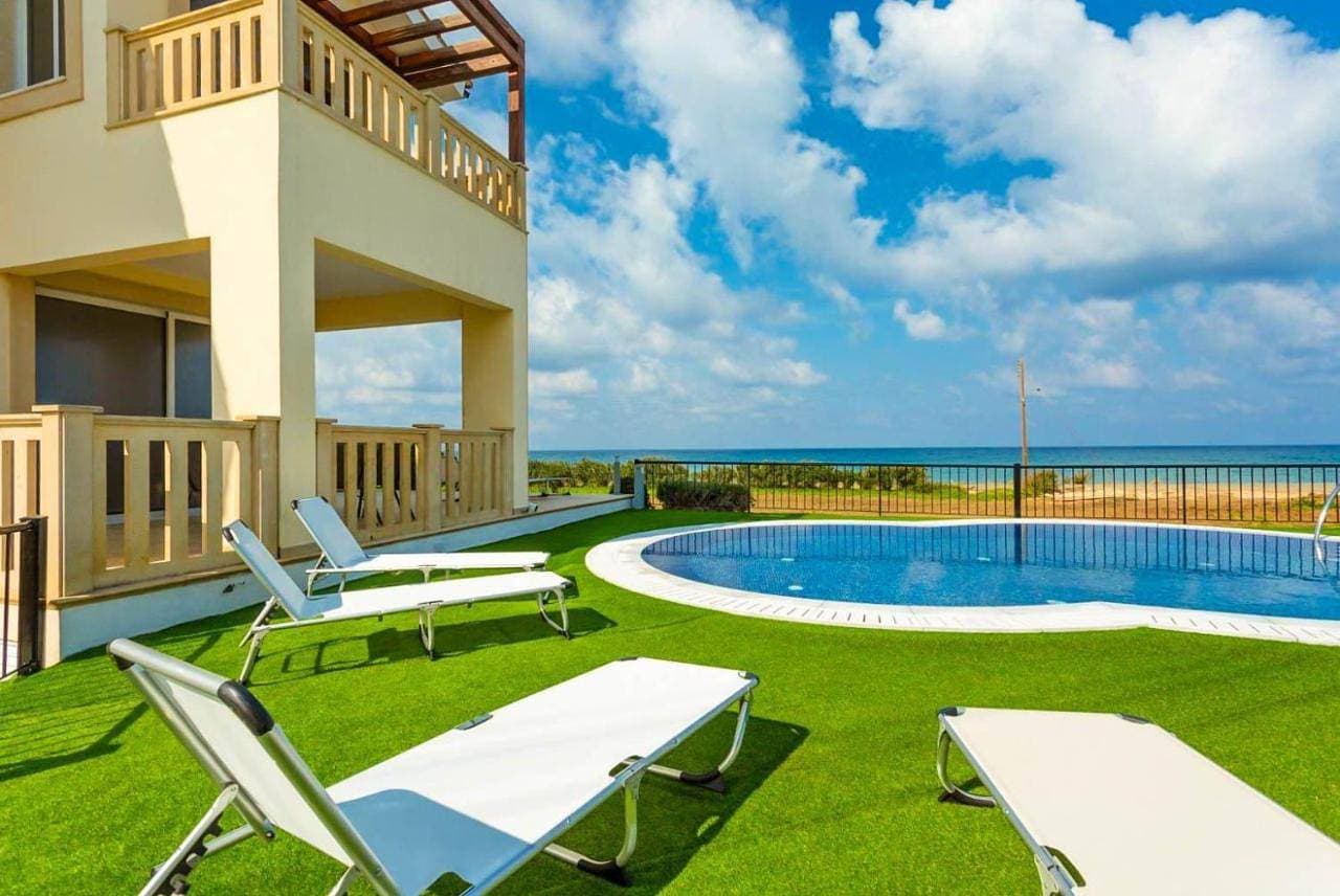 Foto 3 von 46: Villa with Private Pool