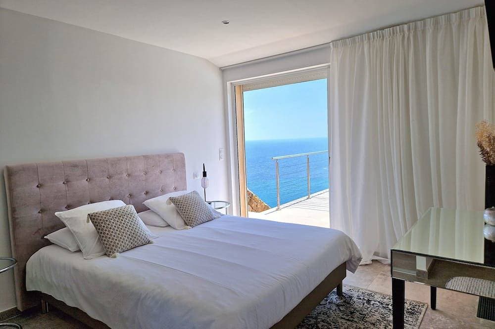 Foto 6 von 30: Luxusvilla 5 * Panorama Meerblick mit privatem beheiztem Pool + Spa