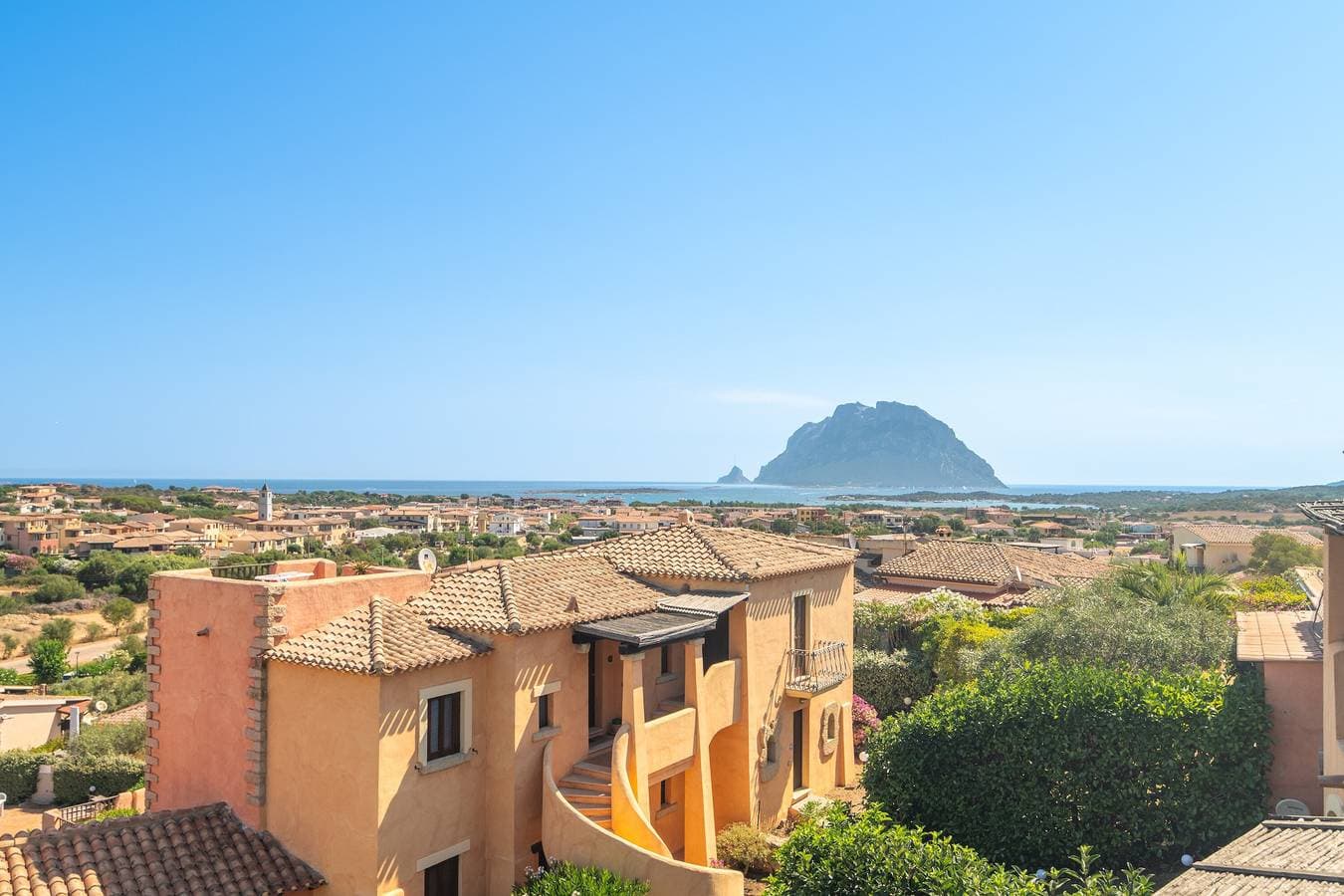 Foto 5 von 25: Ferienwohnung 'Tavolara Porto San Paolo E2' mit Meerblick, Gemeinschaftspool und Klimaanlage