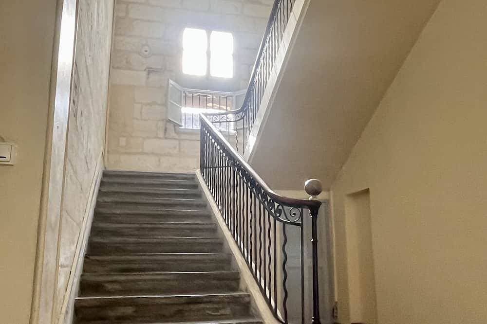 Foto 13 von 16: Apartment overlooking the Quais de Beaucaire