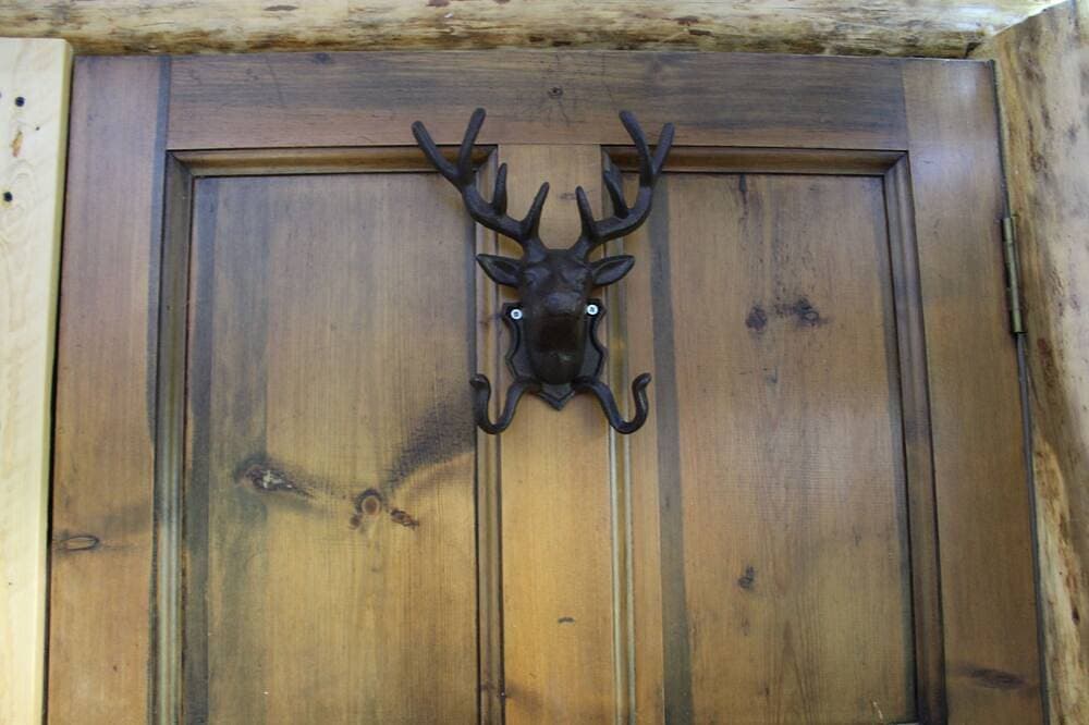 Foto 11 von 30: Magical Treehouse/Cabin hidden in Ancient Woodland