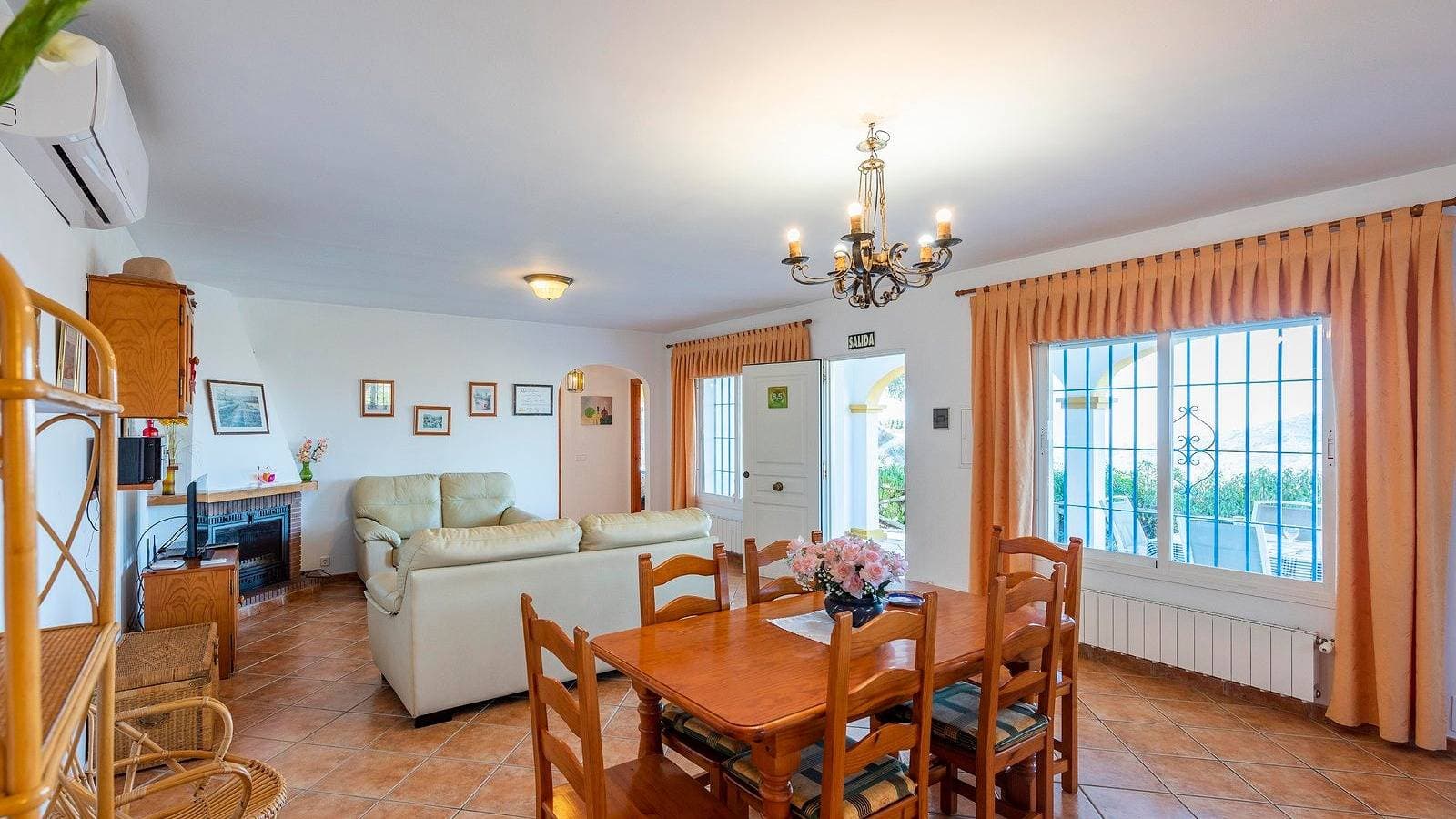 Foto 13 von 34: Villa La Frasca Sayalonga by Ruralidays