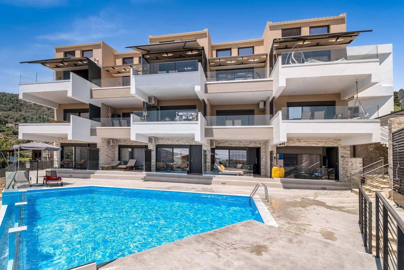 Foto 2 von 27: Einzimmerapartment 'Oceanida Terpsis Lyxury Suite' mit Meerblick, WLAN und Klimaanlage