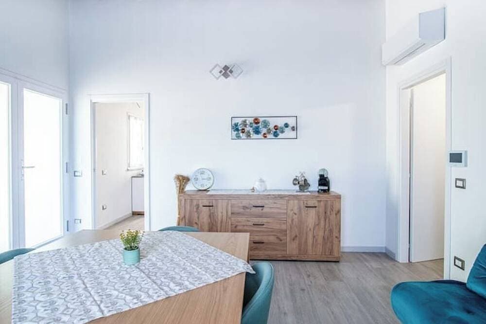 Foto 10 von 13: Cozy atmosphere in the room with private bathroom