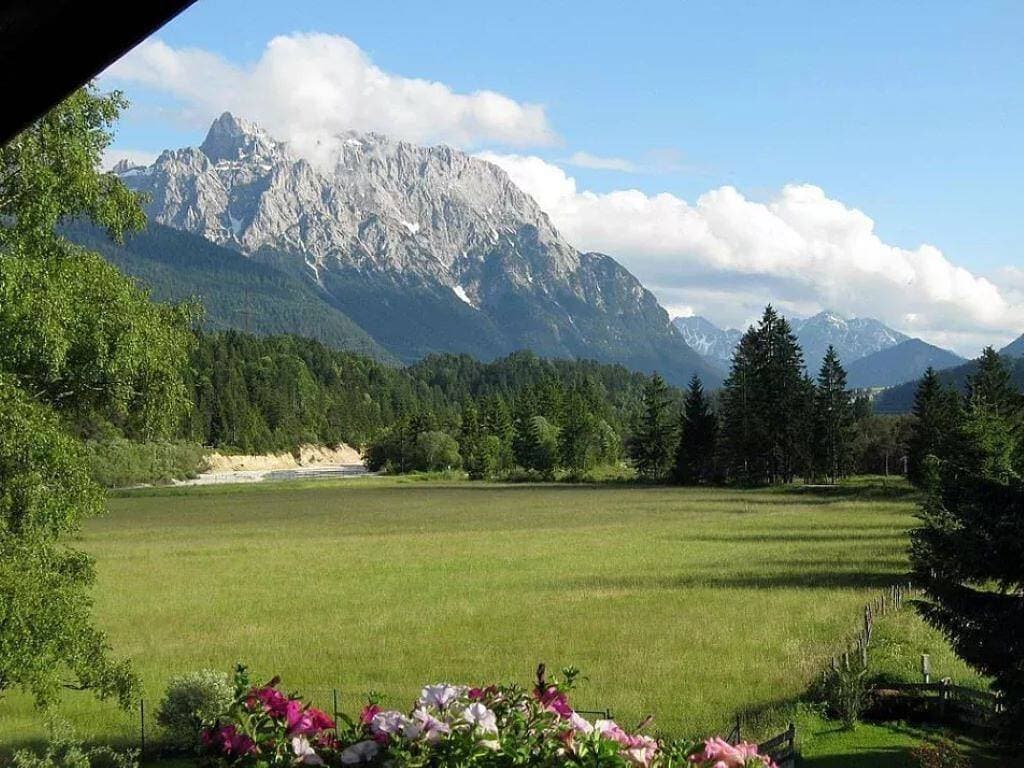 Foto 12 von 18: Ferienwohnung 'Alpenblick Tilly - Lautersee' mit Bergblick, Gemeinschaftsgarten und WLAN