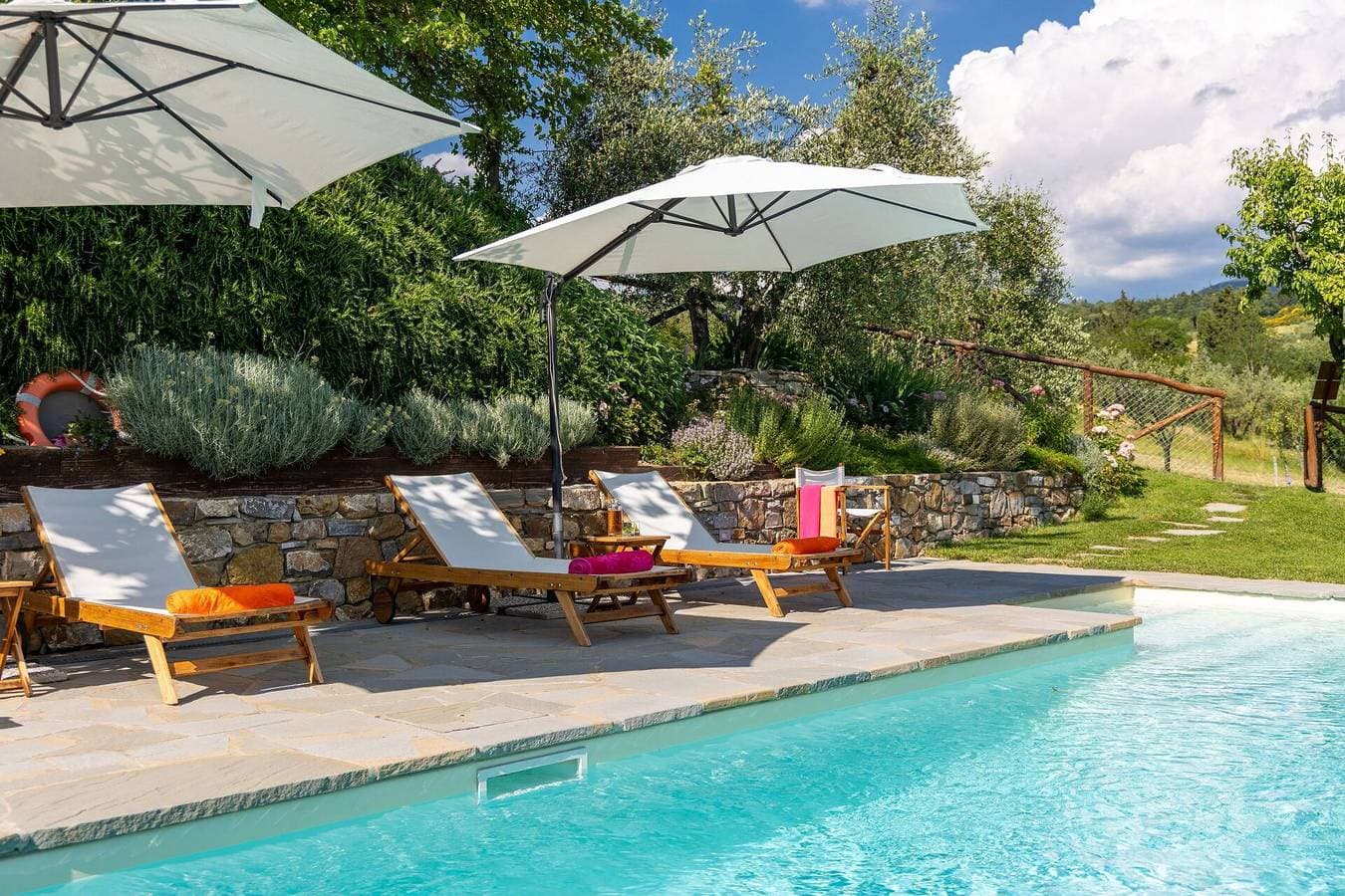Foto 4 von 69: Villa für 8 Personen mit Pool