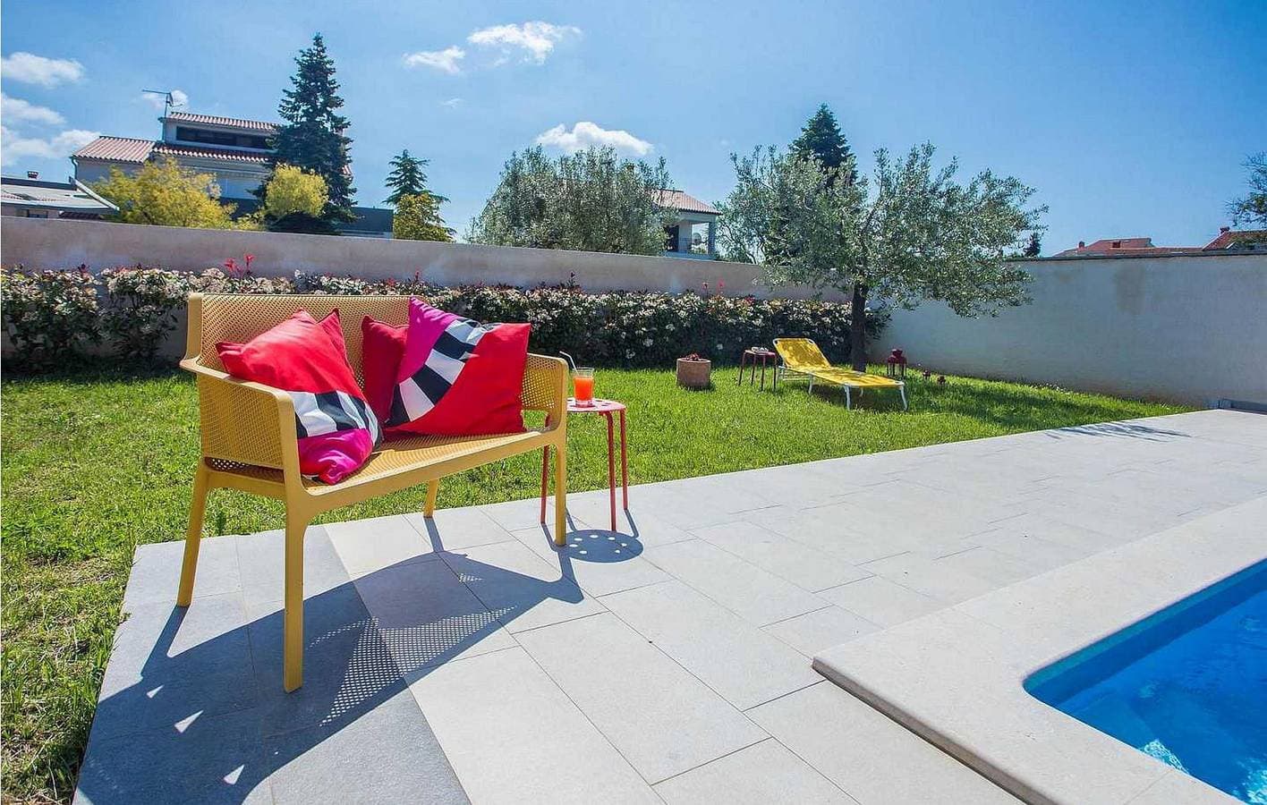 Foto 7 von 39: Modernes Apartment, 1 km vom Strand entfernt, mit Terrasse, Parkplatz und WLAN