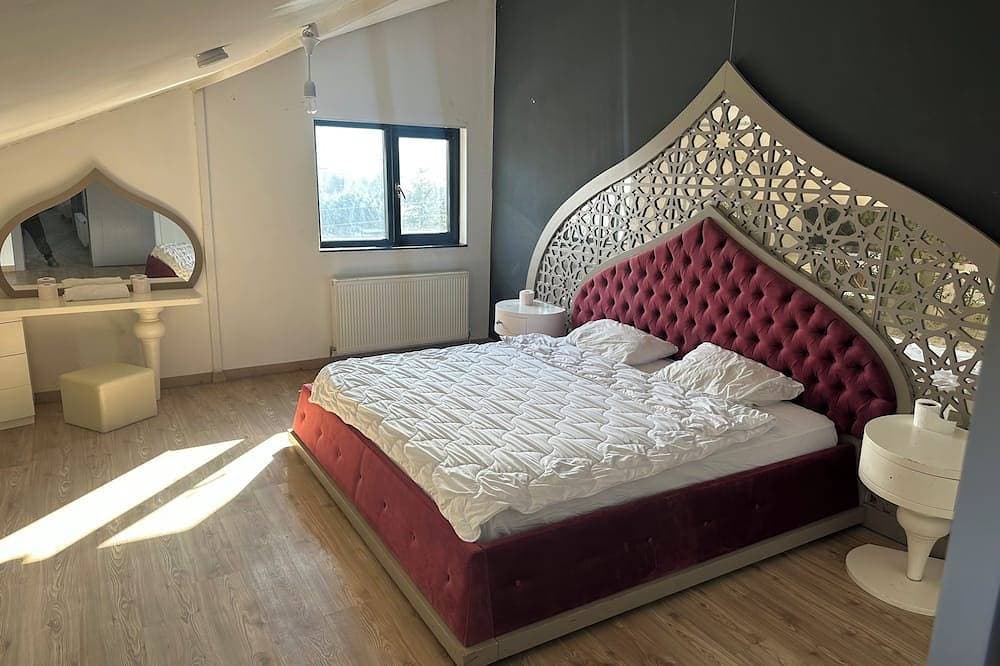 Foto 4 von 20: No8 Luxury Vi̇lla Ankara