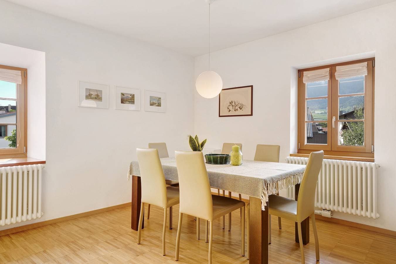 Foto 3 von 17: Ferienwohnung "Wielander A Ost" mit Bergblick, Gemeinschaftsgarten und WLAN