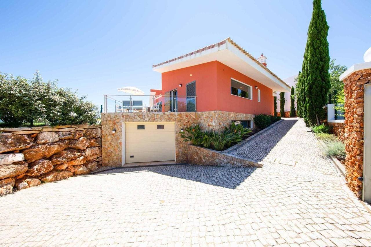 Foto 6 von 17: Villa