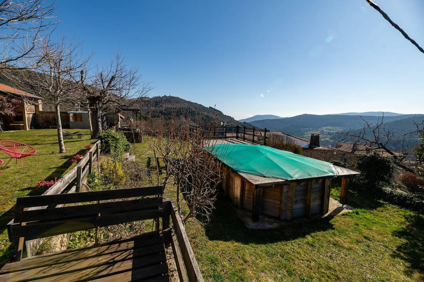 Foto 4 von 22: Gästehaus „La Chastanha – Zimmer 2“ mit Bergblick