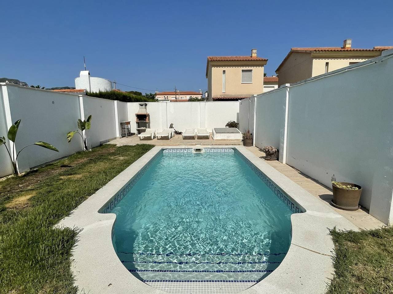 Foto 9 von 29: Luxusvilla mit Privatem Pool, 3 Schlafzimmer