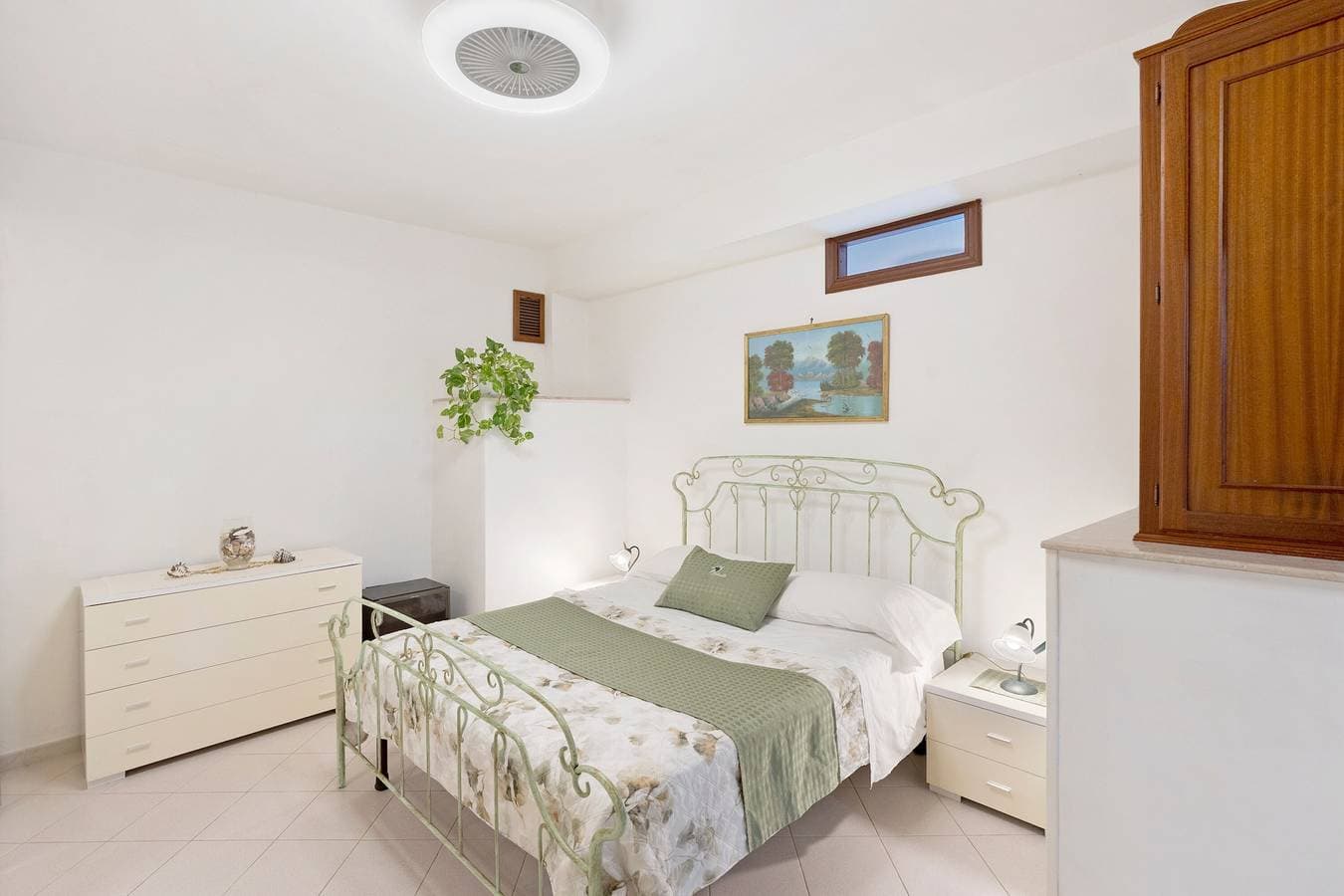 Foto 7 von 30: Ferienwohnung 'Ulivello House' mit Meerblick, WLAN und Klimaanlage