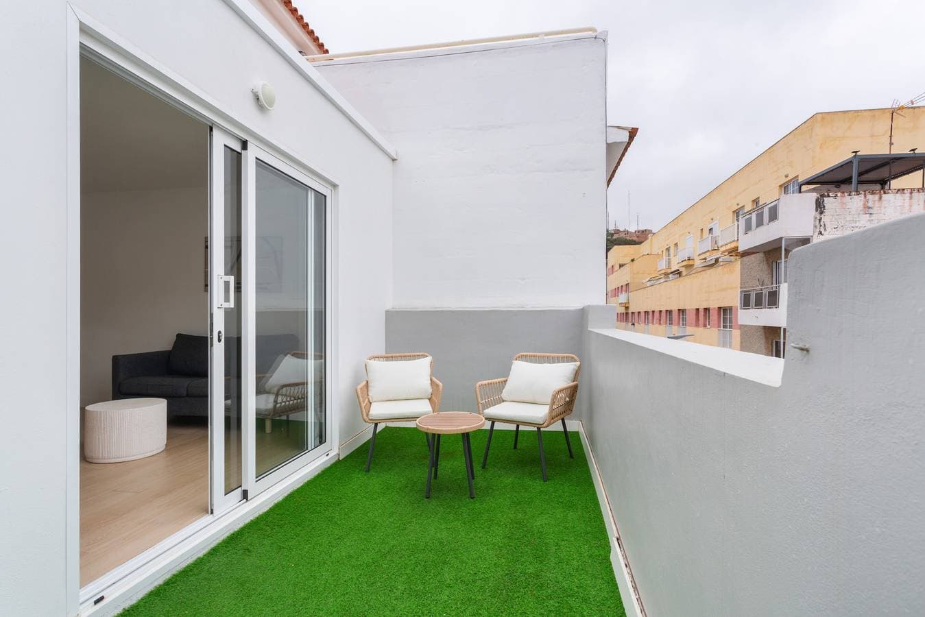 Foto 2 von 24: Ferienwohnung 'Ático Con Encanto Y Tranquilidad' mit privater Terrasse und WLAN