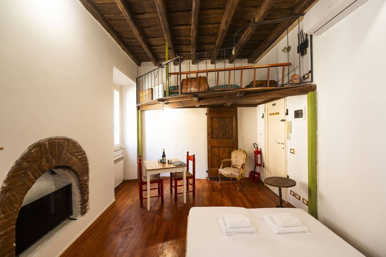 Foto 5 von 21: Trastevere Romantic Nest
