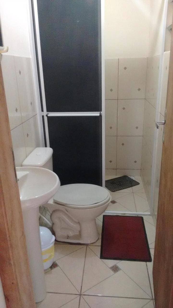 Foto 5 von 7: Quadruple Room with Shared Bathroom