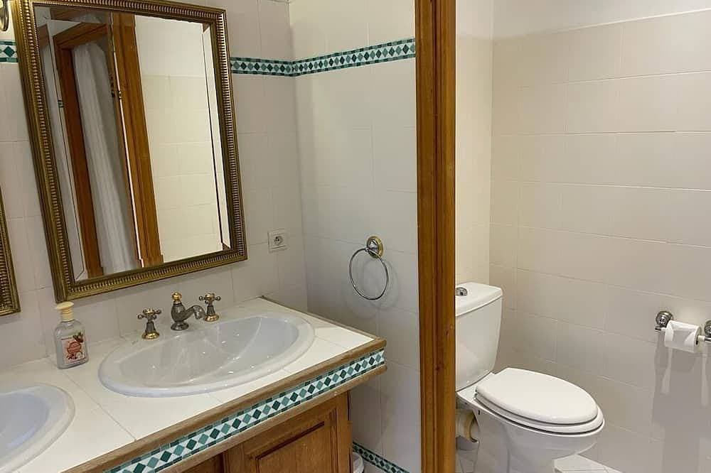 Foto 9 von 30: Large Private Villa - Pool, Tennis, New Aircon, w/ 8 bedrooms