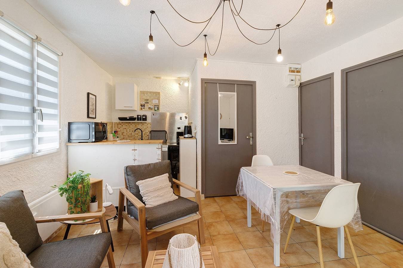 Foto 4 von 26: Ferienhaus 'Au Relax N°10' mit Gemeinschaftspool und Terrasse