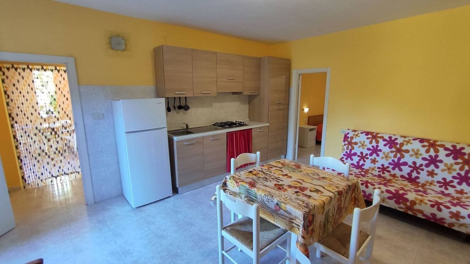 Foto 12 von 19: Ferienwohnung für 5 Personen mit Terrasse
