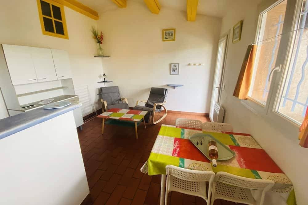 Foto 9 von 20: Ferienwohnung Var, Privater Garten, Swimmingpool, Tiere Zugelassen, Immobilien