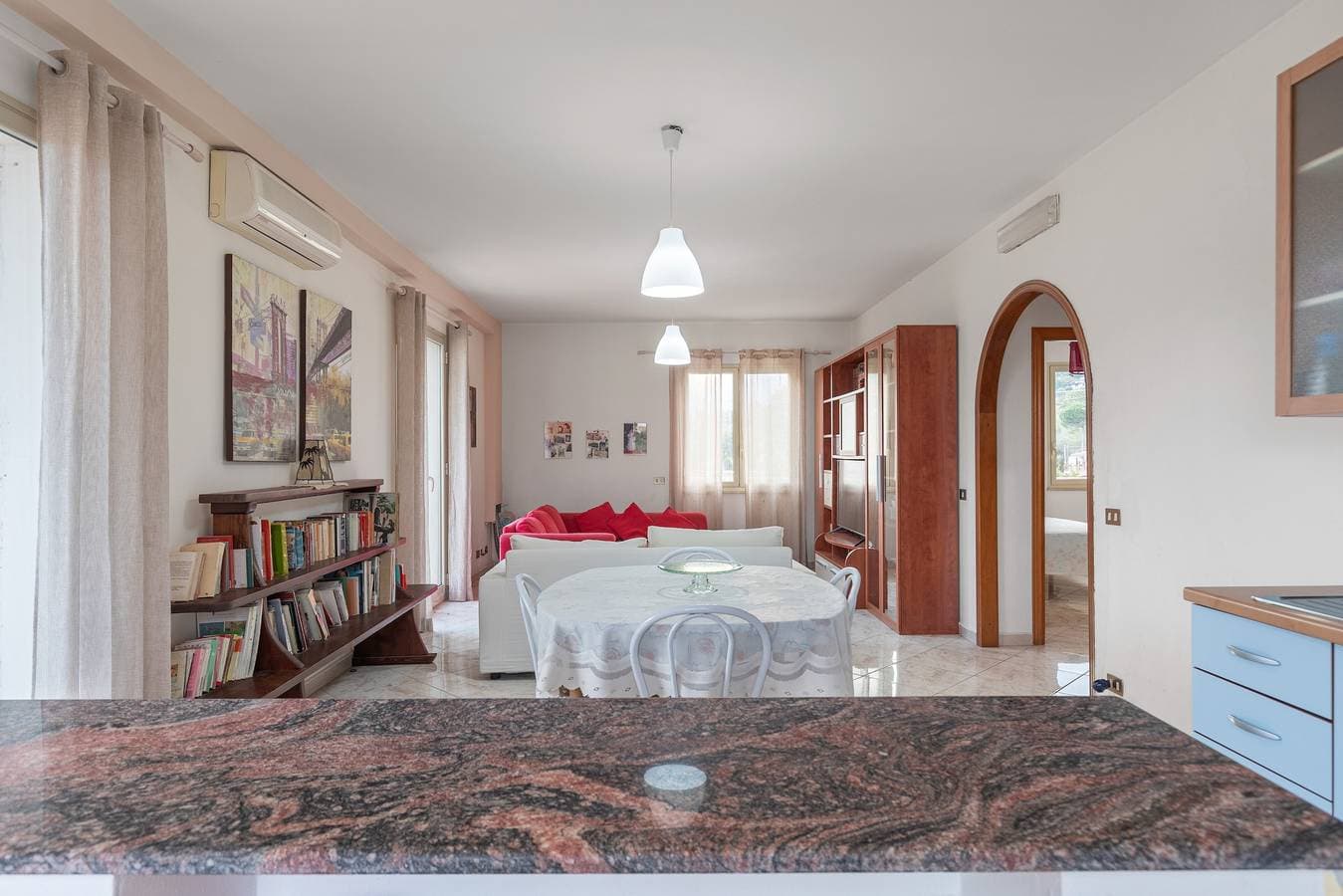 Foto 7 von 26: Apartment "In Villa Marlory" mit Meerblick, 2 privaten Terrassen und WLAN