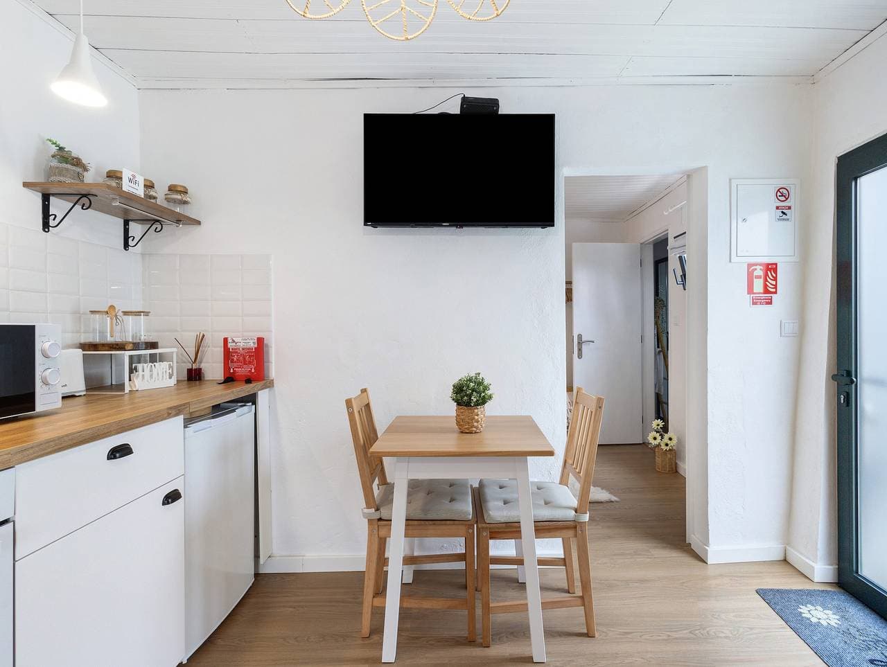 Foto 5 von 22: Ferienhaus 'Casinha do Riacho Loureda' mit Bergblick, WLAN und Klimaanlage