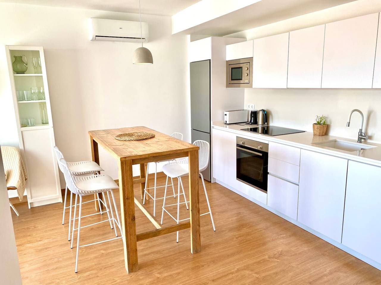 Foto 6 von 17: Apartment „511 Torresol“ mit Meerblick, Gemeinschaftspool und WLAN
