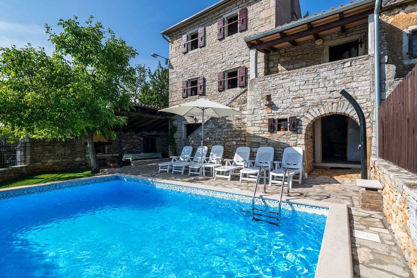 Villa Maria by Villas Guide 1
