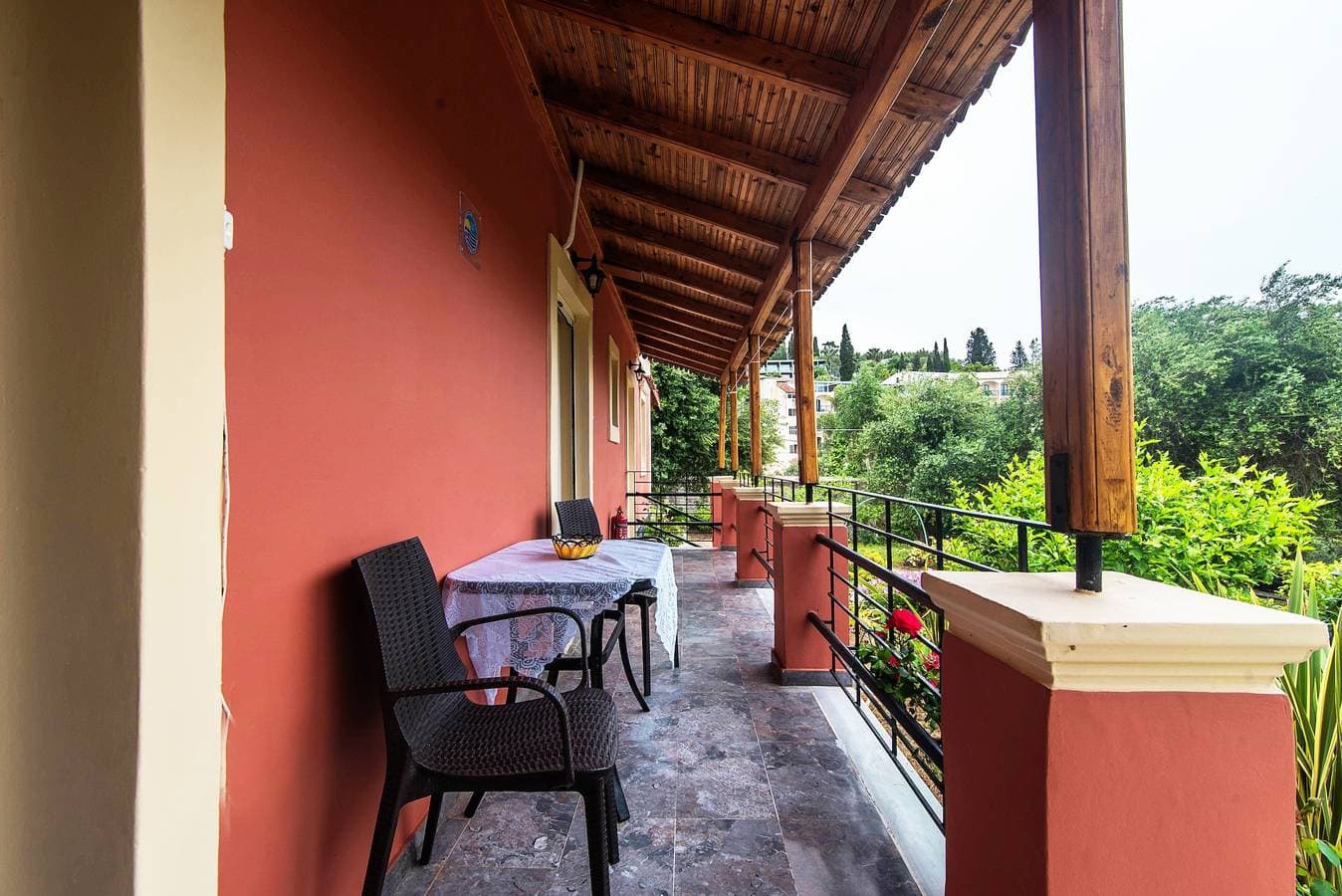 Foto 3 von 27: Einzimmerapartment "Bozikis" mit WLAN, Garten und Balkon