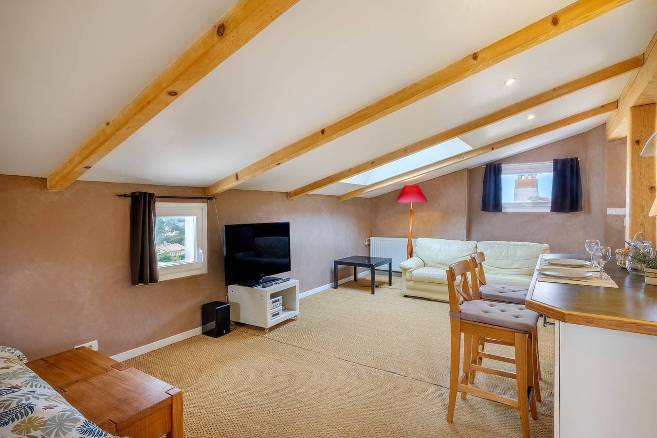 Foto 8 von 27: Loft 50m² au calme avec vue splendide piscine