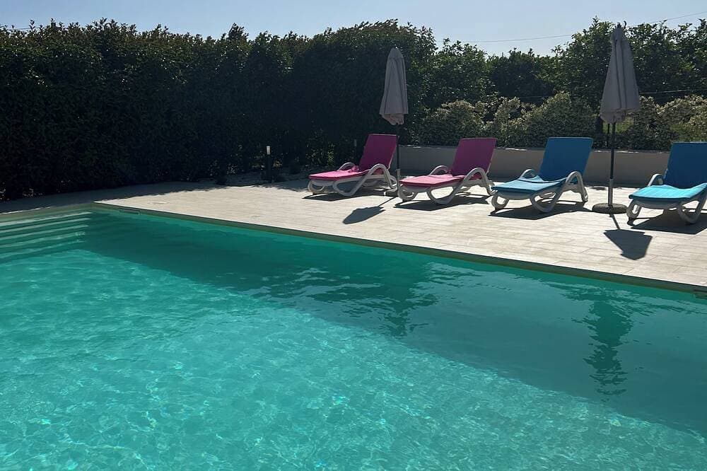 Foto 11 von 30: Frei stehende Villa mit Pool, nur wenige Schritte vom Meer von Avola und Lido di Noto.
