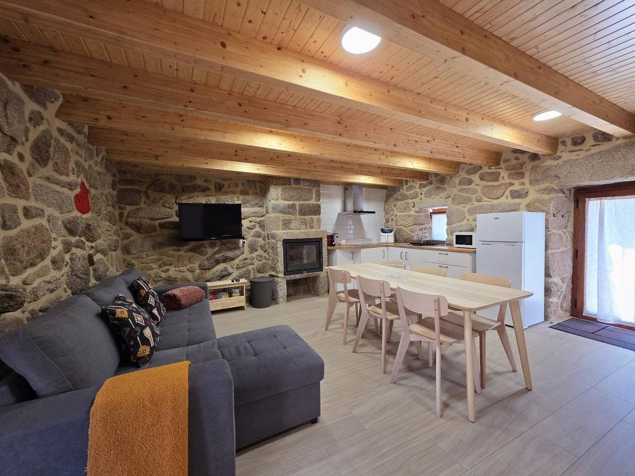 Foto 6 von 48: Landhaus für 7 Personen mit Balkon/Terrasse