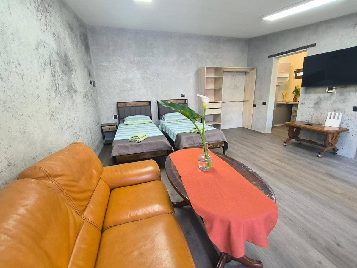 Foto 4 von 29: One-Bedroom Apartment