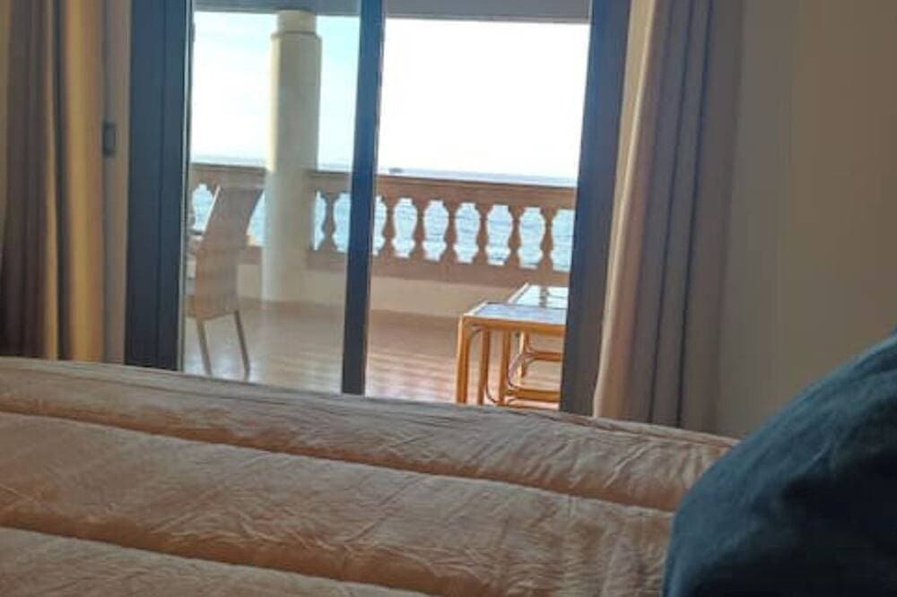 Foto 3 von 30: Vistamar Sa Rapita Mallorca first line the beach