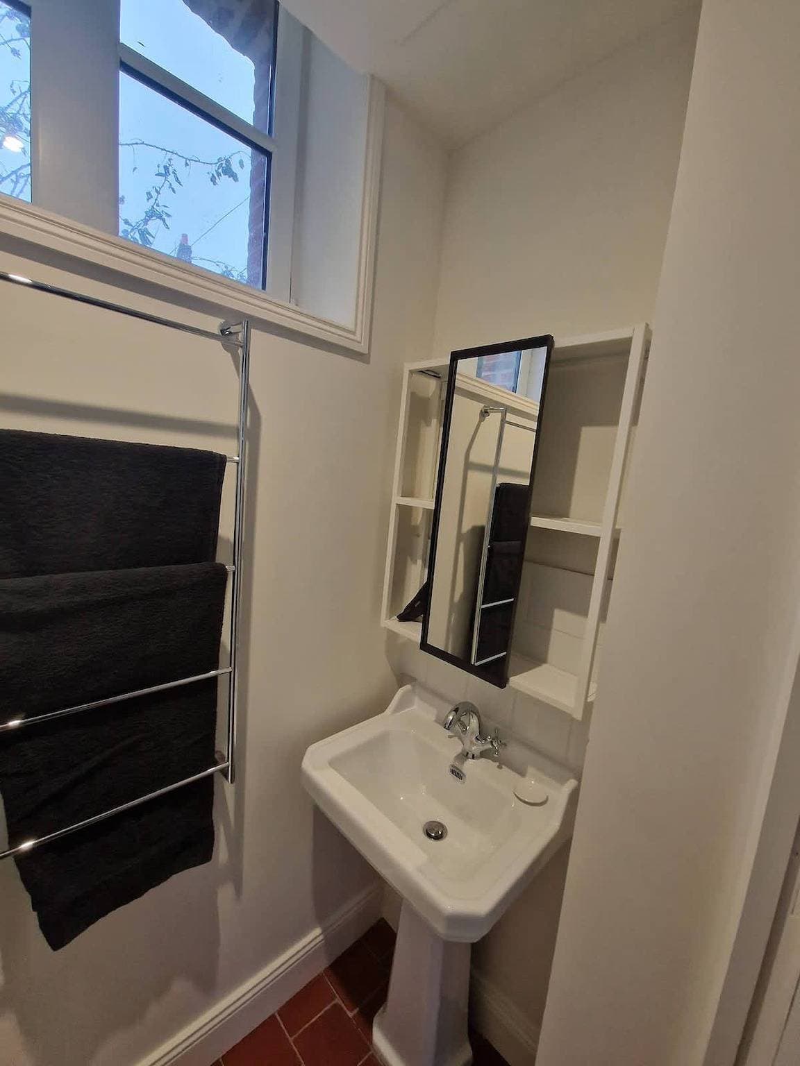 Foto 11 von 21: Appartement T2 calme et lumineux à Arras en rez-de-chaussée