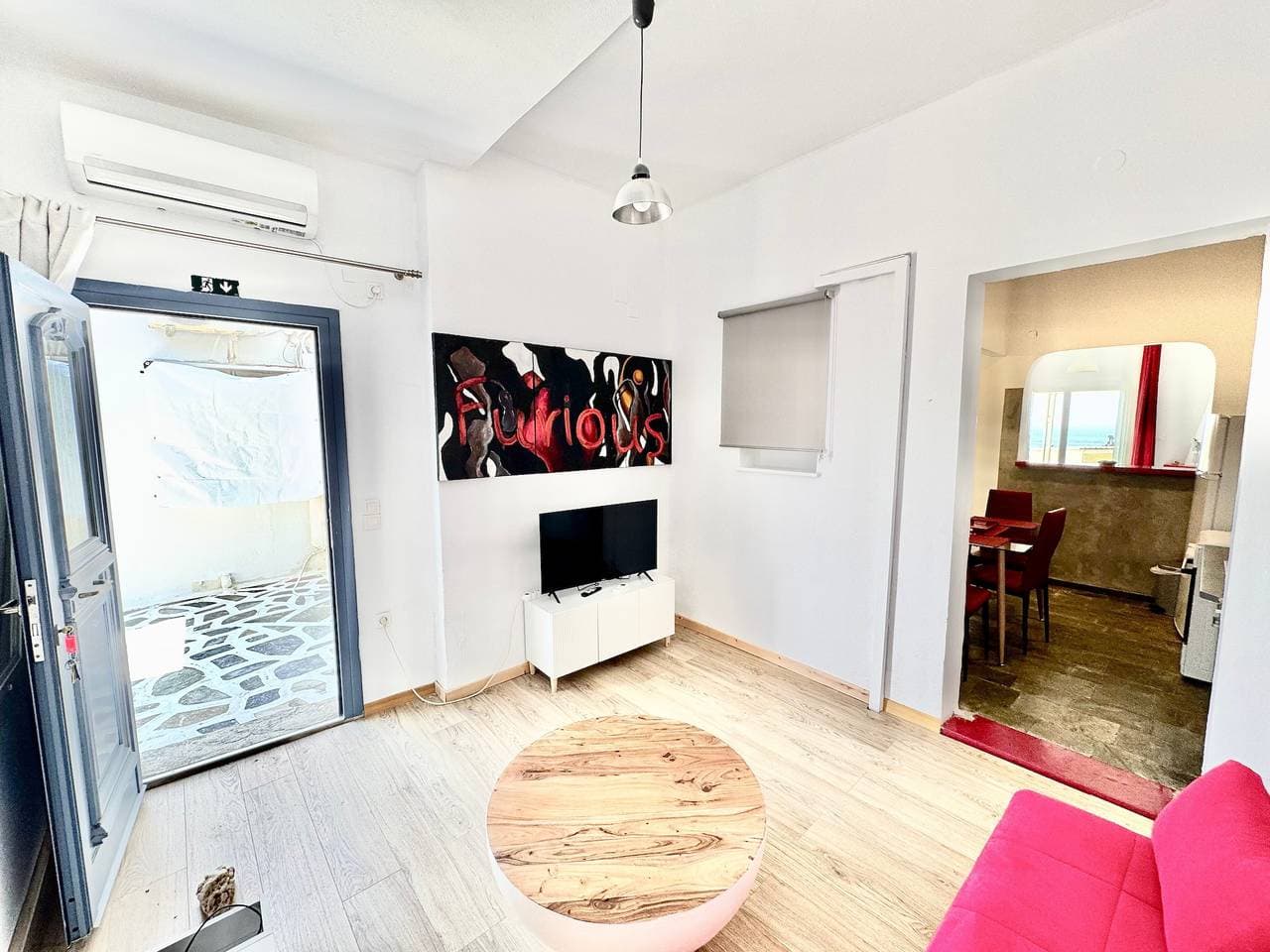 Foto 3 von 30: Ferienwohnung 'Porfira' mit privatem Garten, Wi-Fi und Klimaanlage