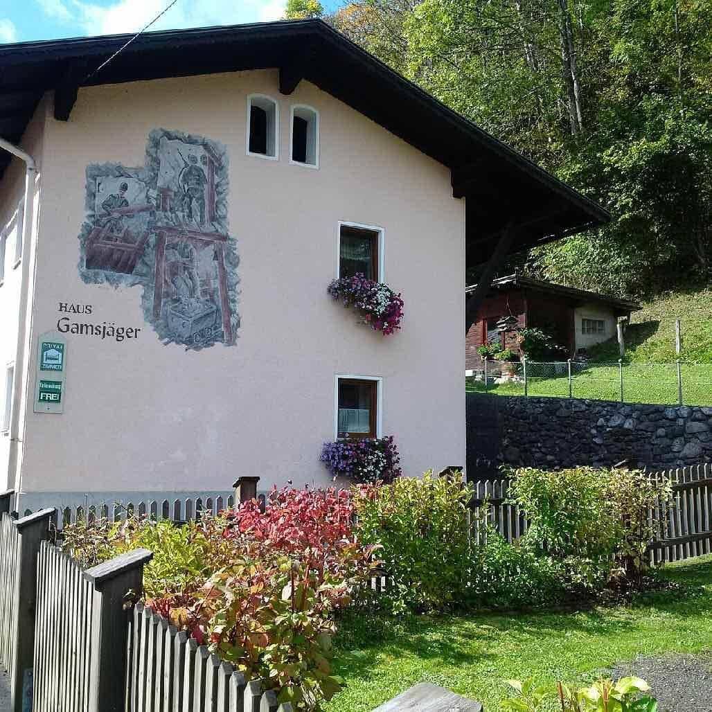Foto 3 von 12: 4-Bettzimmerappartement mit fl. Wasser "Hochkeil"