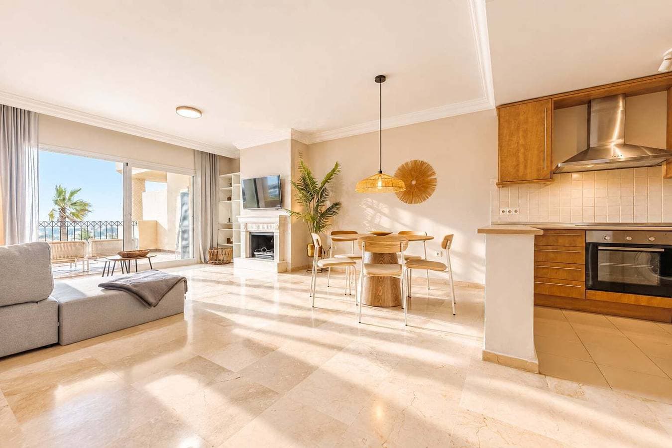 Foto 6 von 25: Ferienwohnung für 6 Personen mit Pool
