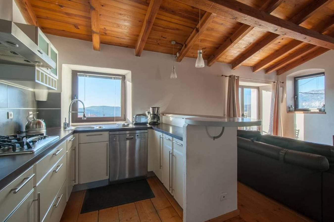 Foto 3 von 56: Ferienwohnung für 4 Personen mit Terrasse